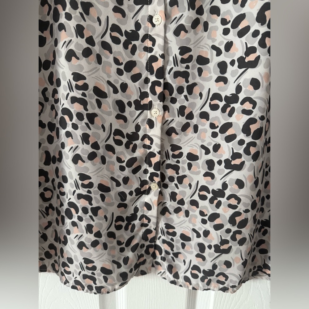 LOFT Plus Size 22 Leopard Print Blouse 🐾 - Picture 10 of 11